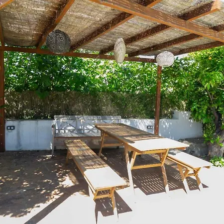 Casa Viernes בית נופש *