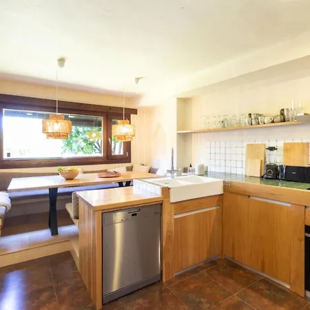 Casa Viernes * Restábal